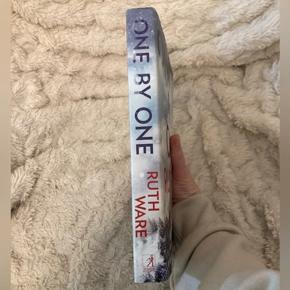 One by One by Ruth Ware - Picture 3 of 6